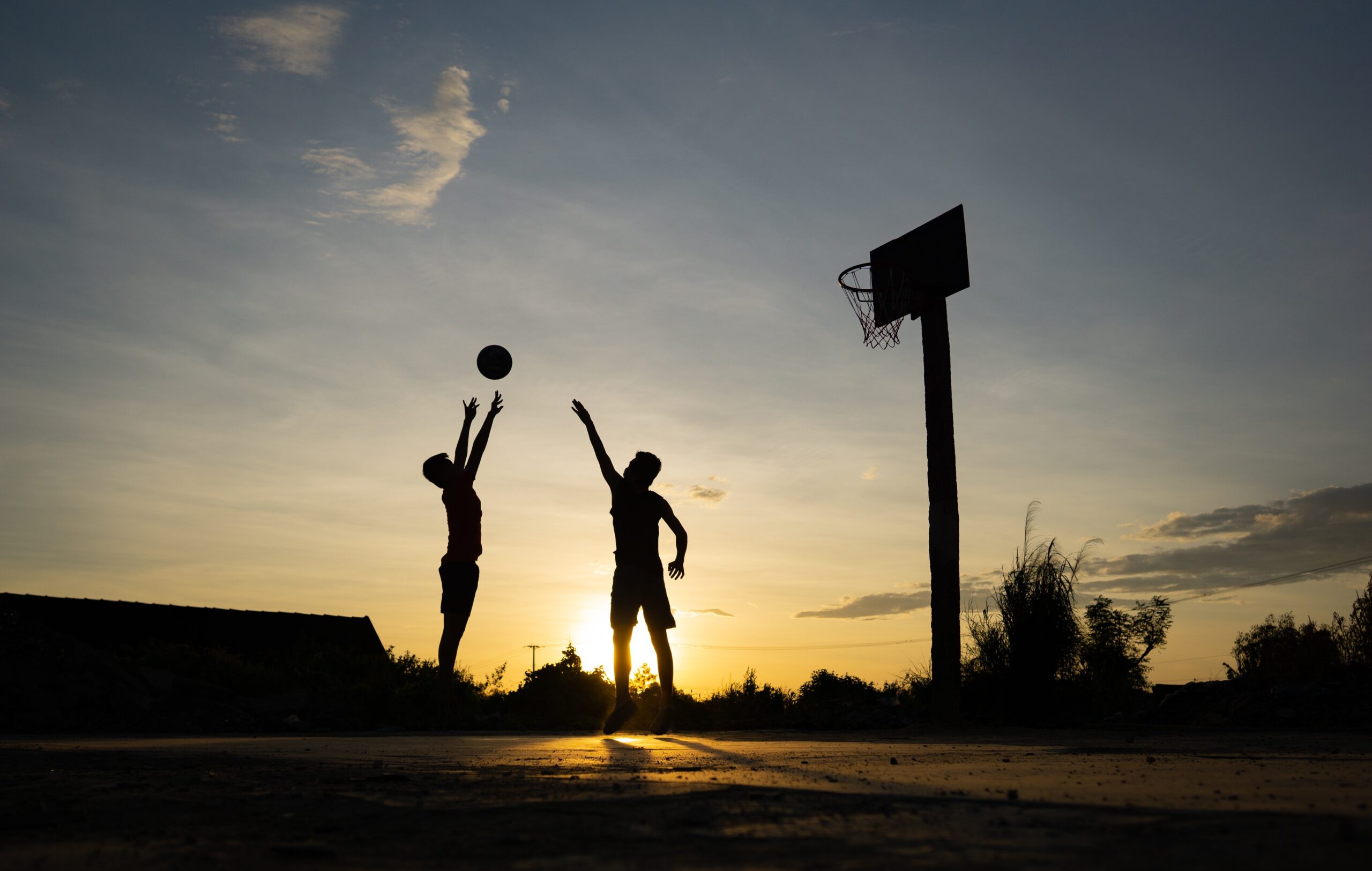 Improving Team Performance Measurement: A DORA and SLO/SLI Approach